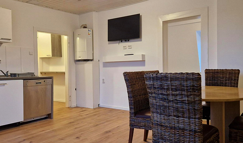 Apartment, Condominium, Free of commission, Vacant