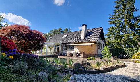 Residential house + vacation home on 2622m2, winter garden, sauna, swimming pond