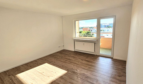 Beautiful 2-room apartment with balcony in Hanau-Kesselstadt - freshly renovated