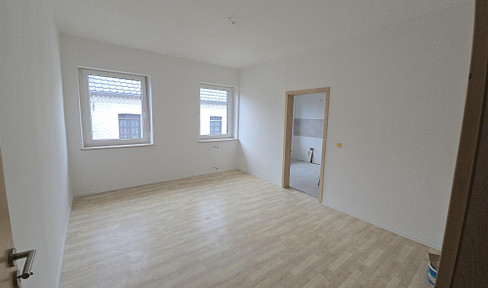 First occupancy after renovation - Beautiful 2-room apartment
