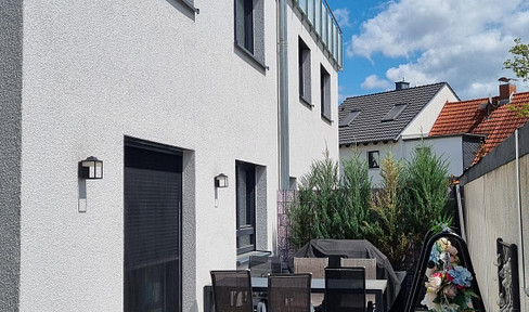 Modern semi-detached house (part of a condominium) *balcony, terrace, garden* built in 2020