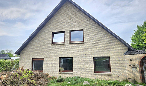 (Almost) anything is possible: multigenerational house for designers