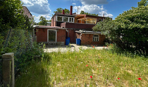 Charming apartment or shared flat on the first floor of a semi-detached house in Lüneburg-Neu Hagen