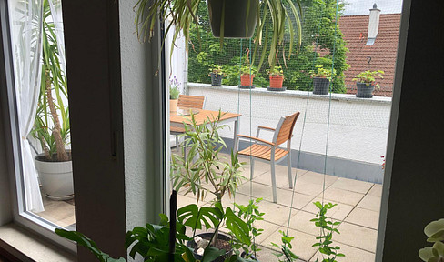 Bright 4.5-room top-floor apartment with balcony, underground parking space & top location in Rottweil