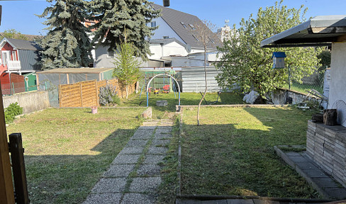 Three-family house without commission