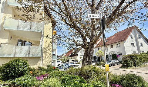 Beautiful 3-room apartment in the heart of Schlierbach with EBK, garage, cellar