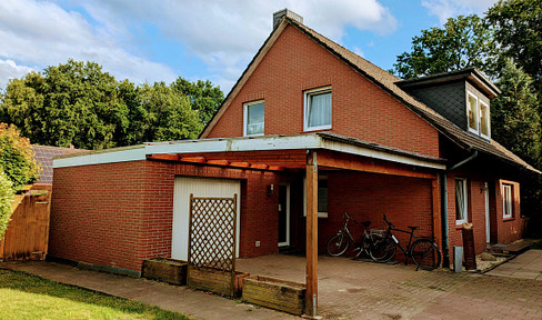 Detached house in top residential area