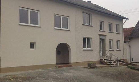 Doppelhaushälfte in ruhiger Lage