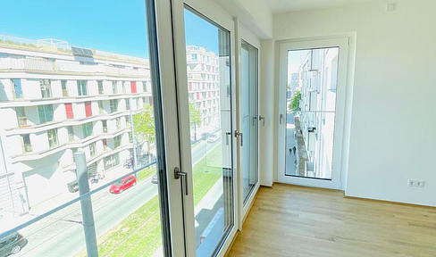Modernes 1-Zimmer-Apartment mit französischem Balkon in München-Pasing