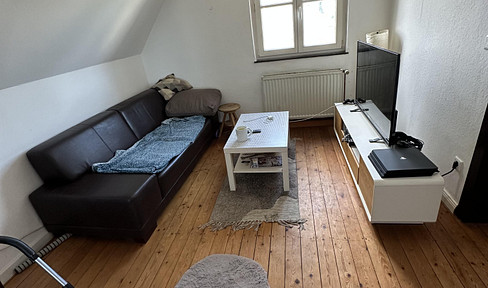 2-Zimmer-Altbauwohnung in Leverkusen-Bergisch Neukirchen