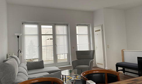 3.5 room maison. with 2 balconies and terrace in a quiet location close to the beach