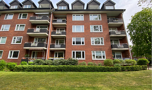 Beautiful apartment incl. parking space near Barmbek