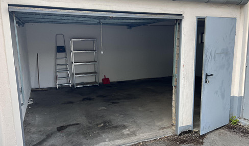 Große Garage in Solingen Mitte