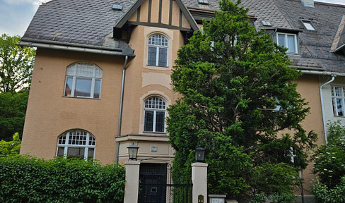 Cozy 1.5-room apartment in an old building in 1130 Vienna | U4 prime location
