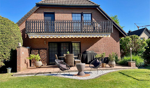 Family-friendly detached house with large garden in quiet location!     Free of commission!!!