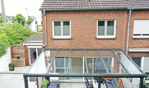 Exclusive end-terrace house in Osterfeld-West