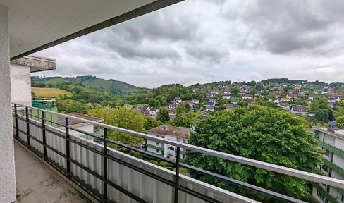 Sunny 2-room attic apartment in GM-Bernberg