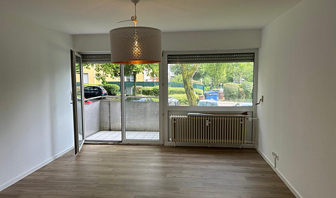First occupancy after modernization: Compact apartment with kitchen & balcony