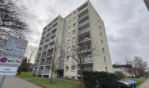 Beautifully divided 75 m² balcony apartment in Herne with distant views directly in the new center of Baukau!