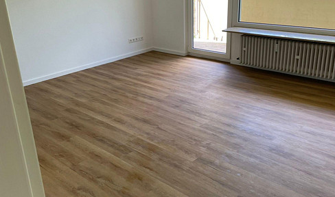 Refurbished 3-room apartment with large balcony