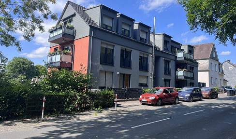 Barrier-free 2-room apartment near the city center with balcony and view of the countryside
