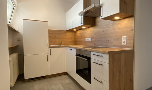 Very nice 1.5 room apartment with large loggia in a prime, central location