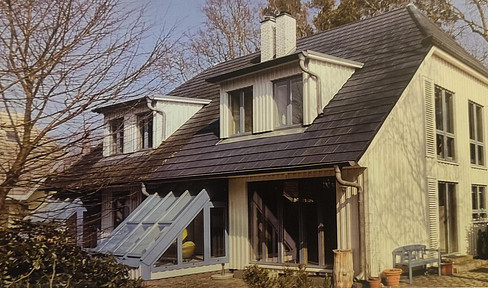 Luxury semi-detached house in a top location in Zingst at a bargain price