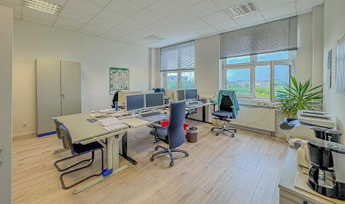 BÜROFLÄCHE – 68 m² – STELLPLÄTZE – BARRIEREFREI – AUFZUG – KLIMA