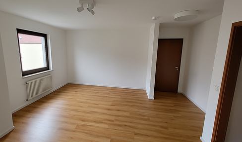 Cozy 1-room apartment with underground parking space and cellar in a quiet location in Freiburg-Haslach