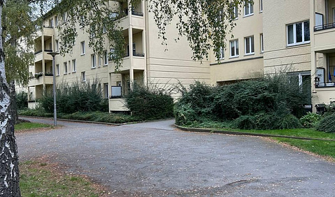 Bezugsfreie 2-Z-Wohnung nähe Botanischen Gartens