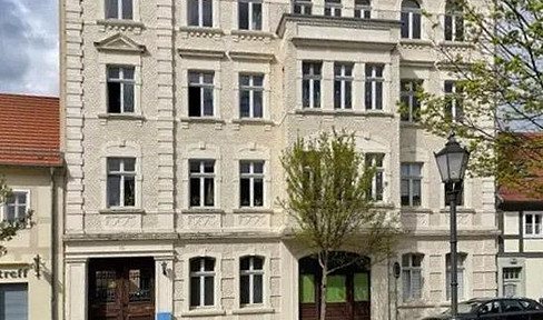 Living in the heart of the old town - charming 3-room apartment in Nauen - commission-free from private owner!