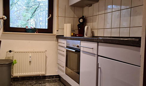 Gepflegte 2 Zi. Wohnung mit EBK und Tiefgaragestellplatz