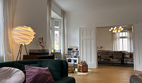 Temporary home: Stylish, fully furnished 5-room apartment in urban villa - with flair & comfort
