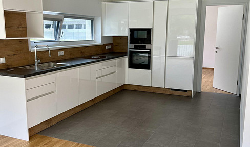 RENTAL - APARTMENT - ZAMS - AVAILABLE IMMEDIATELY