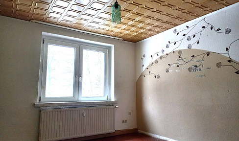 Helle freundliche 4R-Wohnung ruhige Lage, Nähe Döbeln, mit Stellplatz, EBK, Tageslicht-Bad