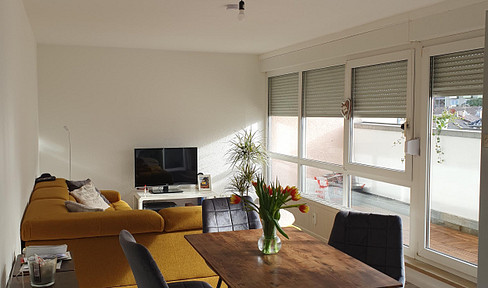 4-room #renovated #EBK #balcony #parking space #bathtub #elevator