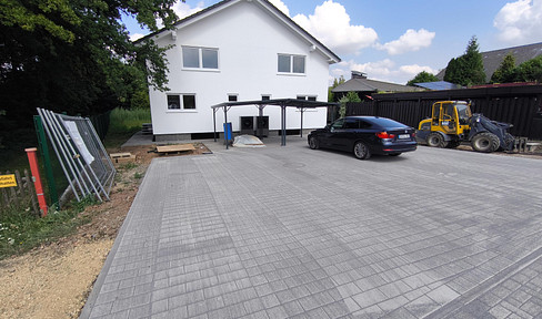 Only one semi-detached house left! Ready to move in! NEW BUILD! Idyllic on the stream!