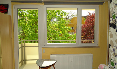 Sunny, Fully-Furnished Studio in Prime Berlin City-West Location!