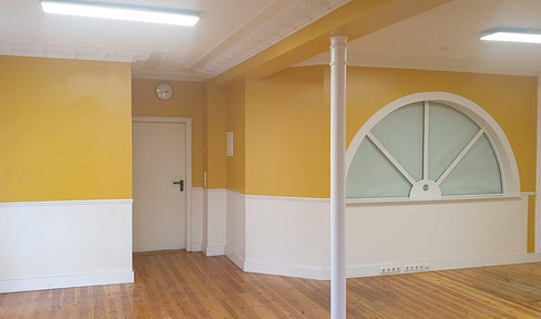 Newly renovated and flexible office space (80m²) for rent in Schenefeld