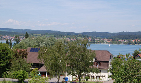 Dream apartment with 3 balconies and unobstructed lake view!"