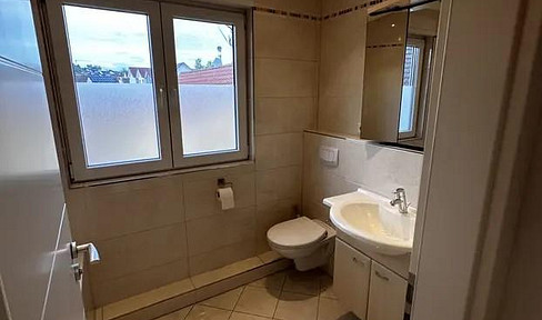 Spacious maisonette apartment over two floors