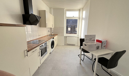 2-room apartment in Bockenheim (fully furnished possible)