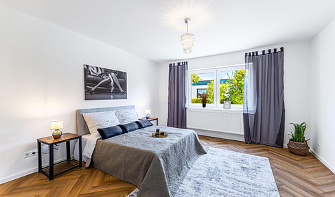 Without estate agent: First occupancy after complete refurbishment. 206 m² bungalow, garden & garage Property video