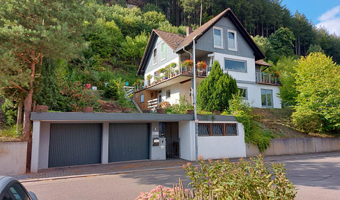 House in the most beautiful vacation location with fantastic views and many possible uses