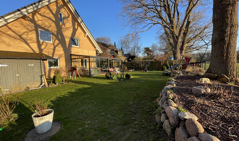 As-new 5-room semi-detached house in Hamburg-Bergstedt