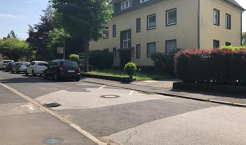 2  Außenstellplätze zu vermieten  in Hürth - Knapsack, Gartenstr. 23!!!