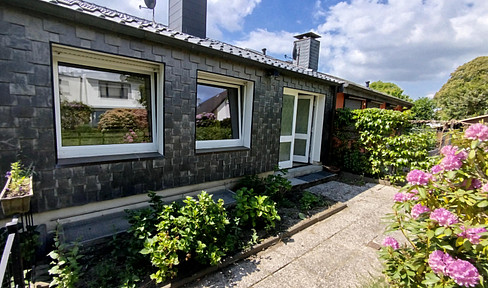 Terraced house in a good location on Nützenberg