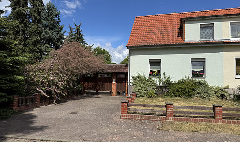 Affordable semi-detached house in a prime location