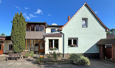 Charming semi-detached house in a prime location
