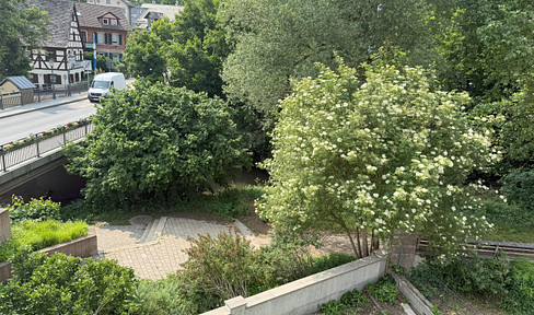 Newly renovated 160 sqm maisonette apartment with large balcony, fitted kitchen and 2 bathrooms